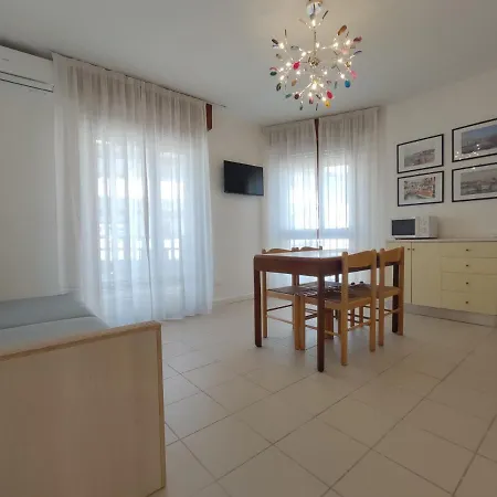 Lungomare Sabbiadoro Apartament *